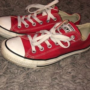 red converse